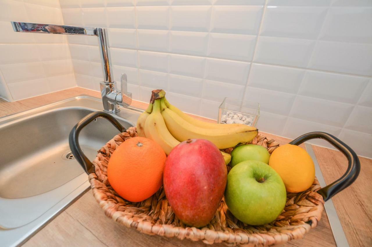 Timeless Apartment With Free Private Parking 부다페스트 외부 사진