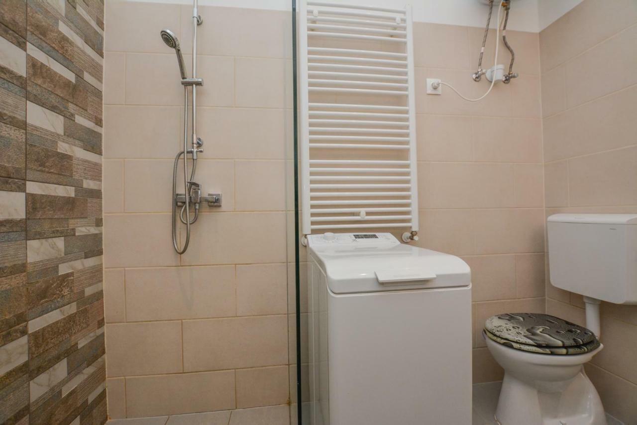 Timeless Apartment With Free Private Parking 부다페스트 외부 사진