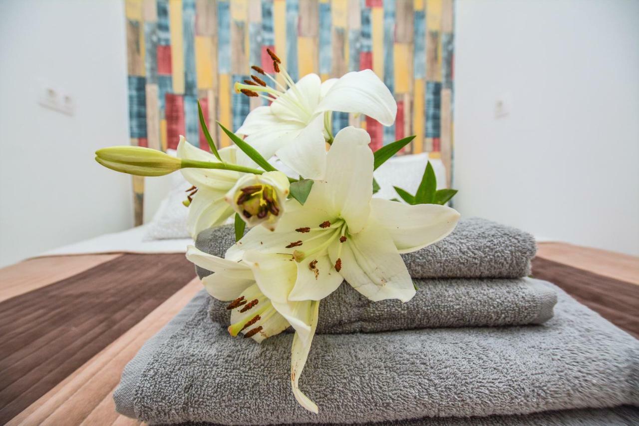 Timeless Apartment With Free Private Parking 부다페스트 외부 사진